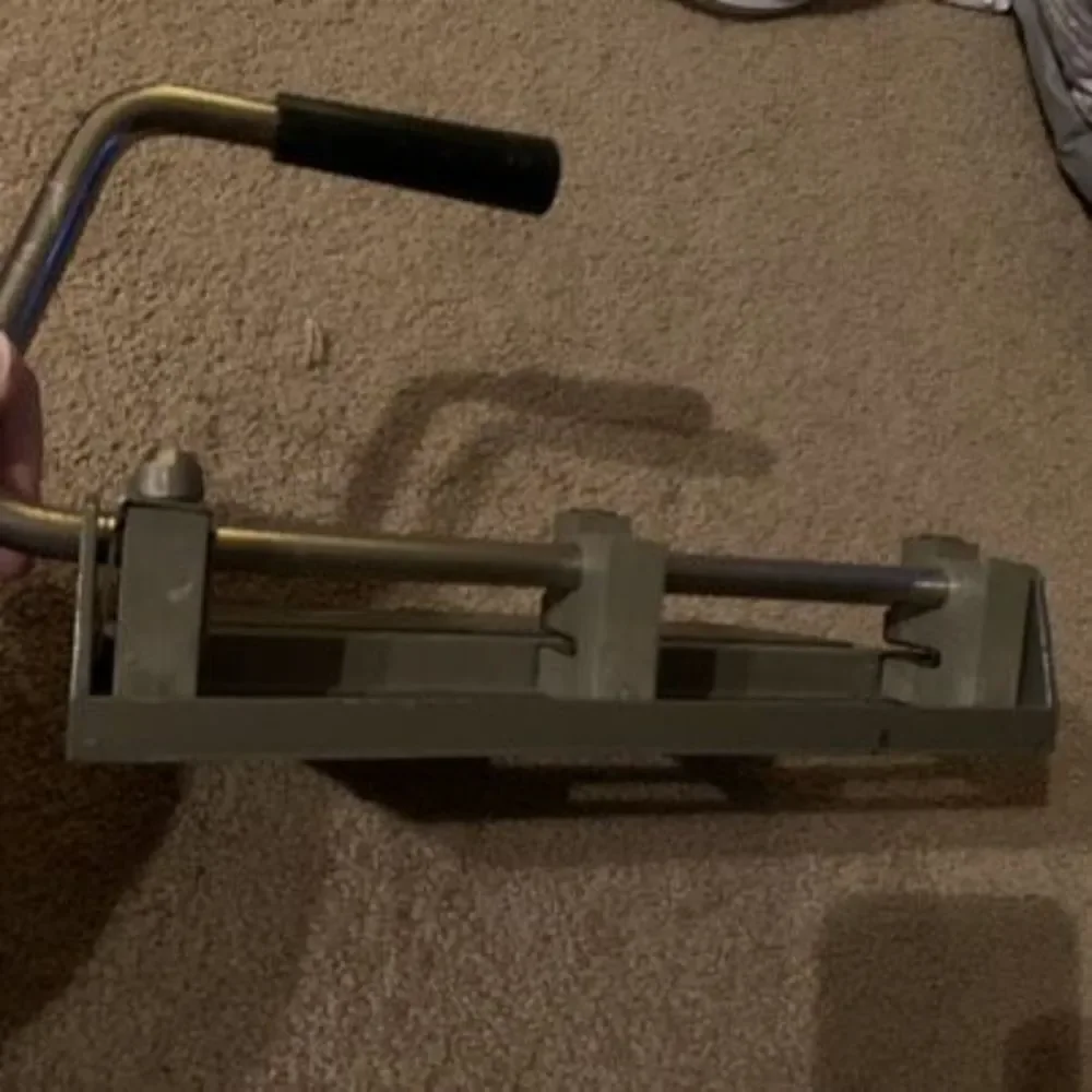 Boston Heavy Duty 3 Hole Punch